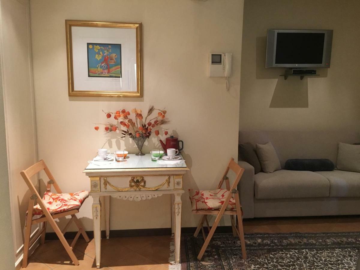 Villa Castiglioni Apartment Laglio Eksteriør bilde