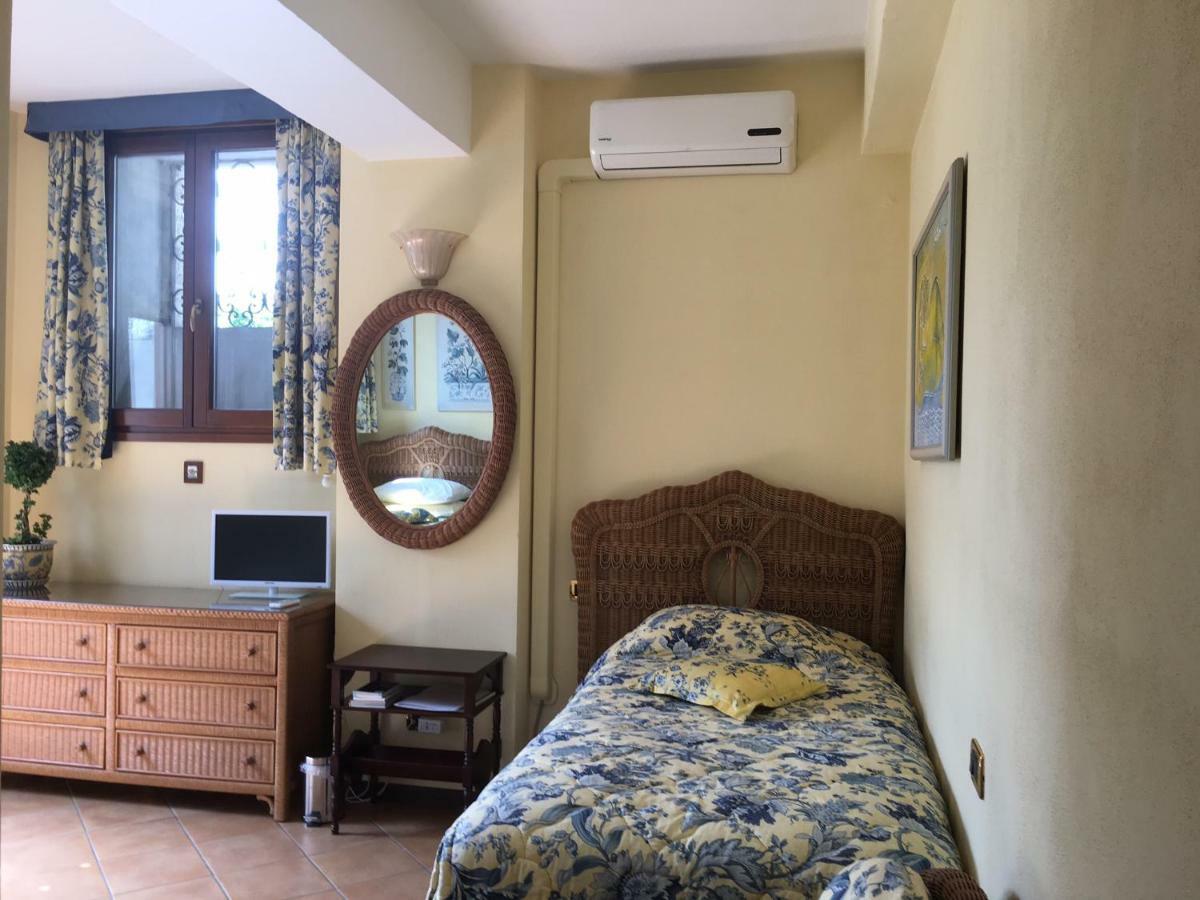 Villa Castiglioni Apartment Laglio Eksteriør bilde